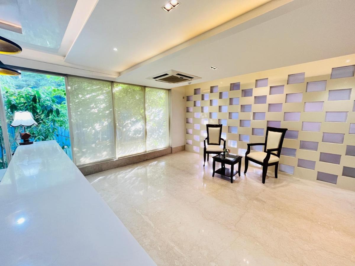 Hotel Aura Ip Grand Karkardooma Metro Station New Delhi Couple Friendly Buitenkant foto